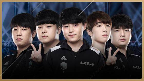 意媒：国米想让后防线年轻化，有意引入格伊、阿克或于帕