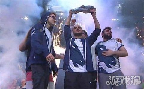 事中占比不 事中占比不